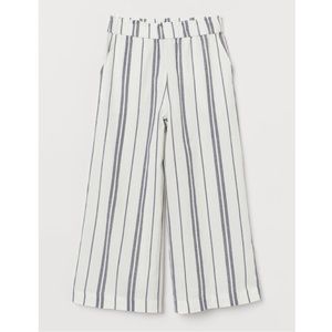 H&M wide-legged pull-on pants with elastic waistband size small